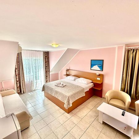 Hotel Pansion Begic Omiš Exterior foto